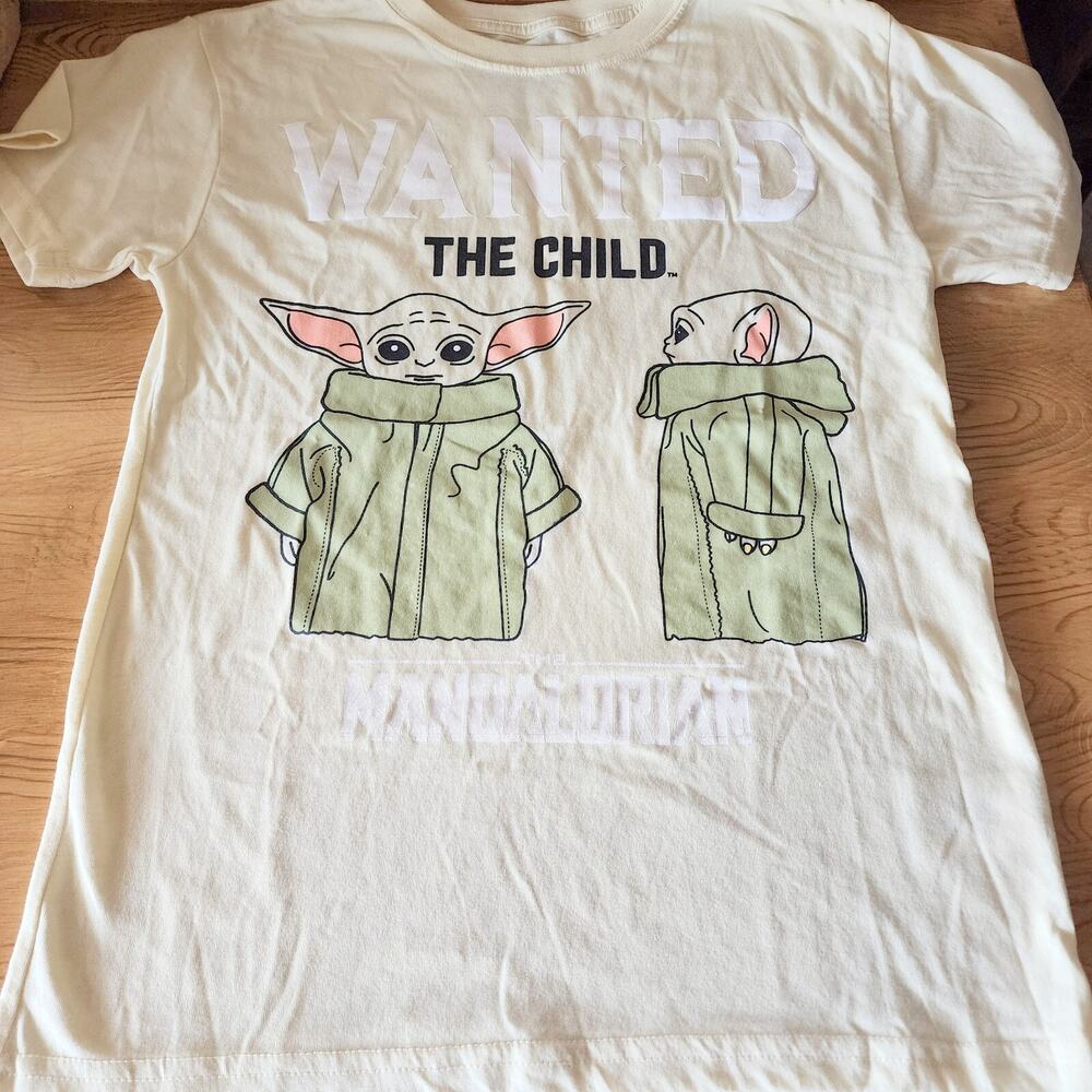 The Yoda Star Wars Wanted The Child T-Shirt Mandalorian” XS Size 1 See Pictures